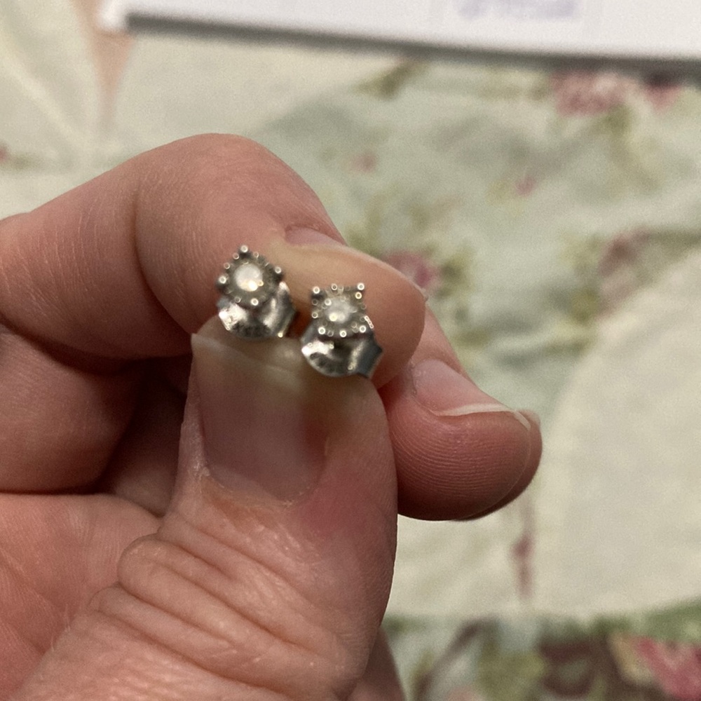 Small diamond 💎 earrings - sterling silver 925